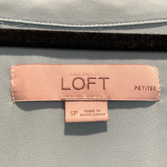 Loft blue button down - Picture 2 of 4